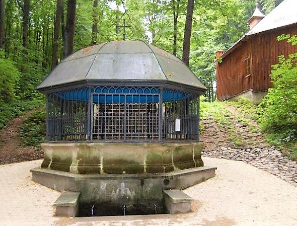 Voda z pramene v Hájku je pitná