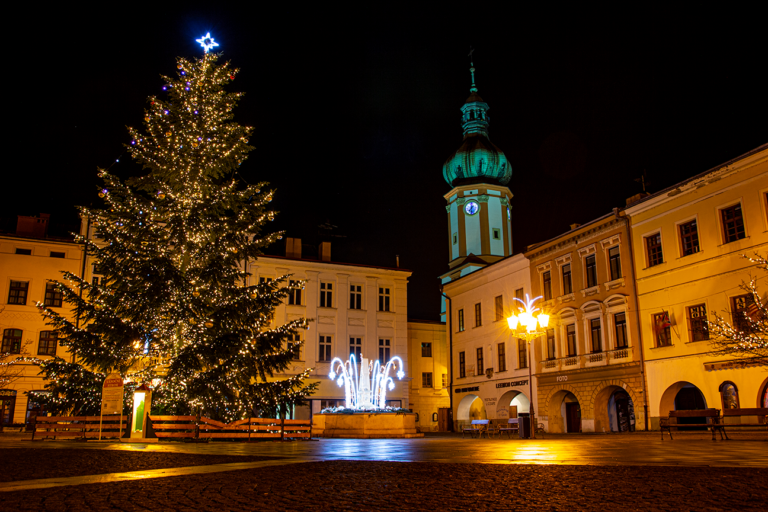 PŘIPRAVUJEME: ADVENTNÍ MĚSTEČKO VE FRÝDKU-MÍSTKU