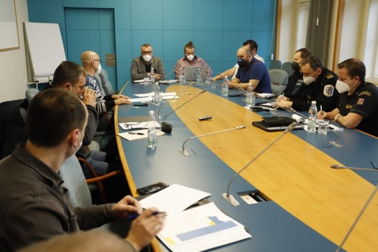 AKTUÁLNĚ: NA RADNICI JEDNAL KRIZOVÝ ŠTÁB