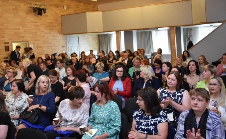 V BESKYDECH SE SEŠLI PEDIATŘI, SETKÁNÍ PODPOŘILO MĚSTO