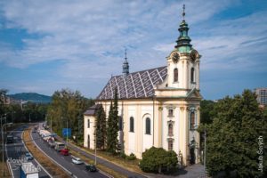 VĚŽ KOSTELA ODKRYJE TAJEMSTVÍ, NOVÝ VZKAZ PŘIPRAVÍ DĚTI