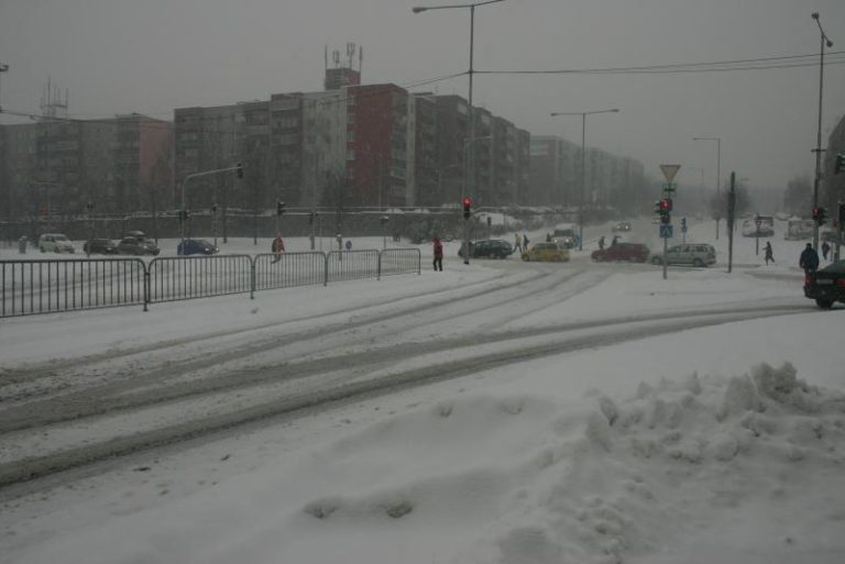 V TERÉNU JE VEŠKERÁ TECHNIKA