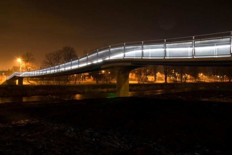 LÁVKA PŘES OSTRAVICI