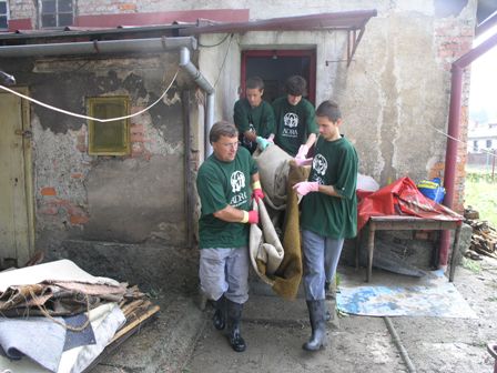 Vysoušeče, kontejnery, hygienická opatření