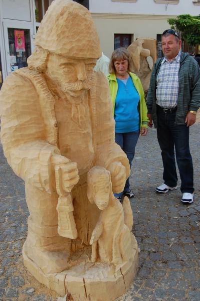 Pohádkové sochy ozdobí školy, školky i místecký park