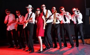 Laura a její tygři ve čtvrtek na zámku