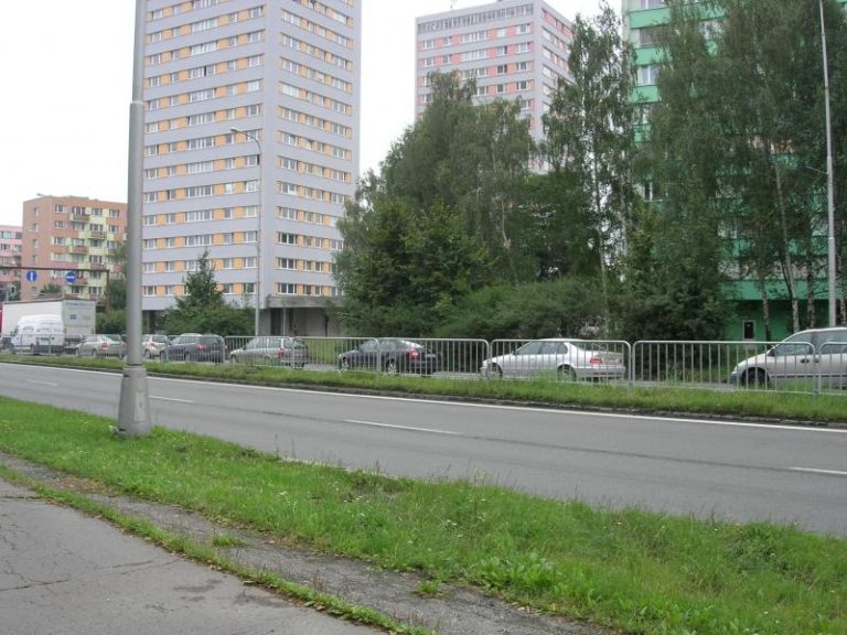 Konec kličkování mezi kamióny