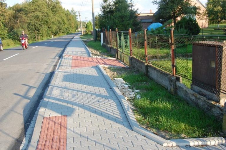 Město letos vložilo do chodníků přes 60 milionů korun