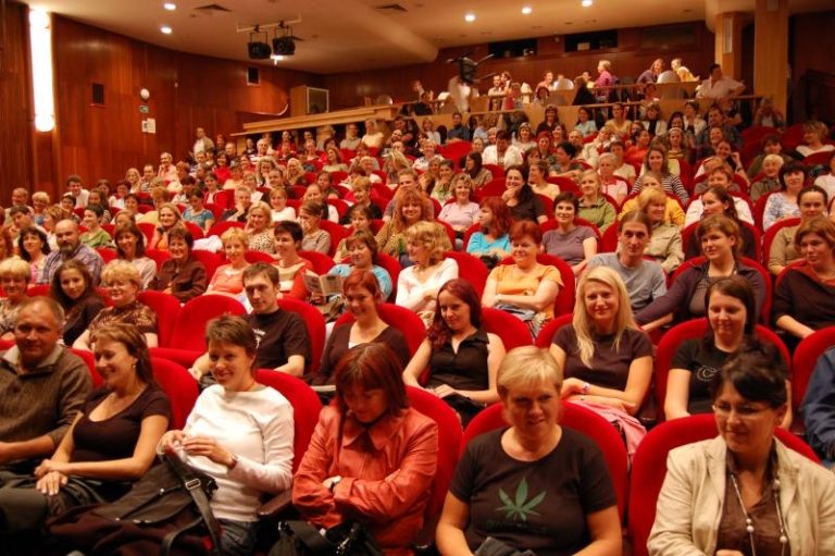 Po digitálním obraze a 3D projekcích přichází do kina Vlast i špičkový zvuk!