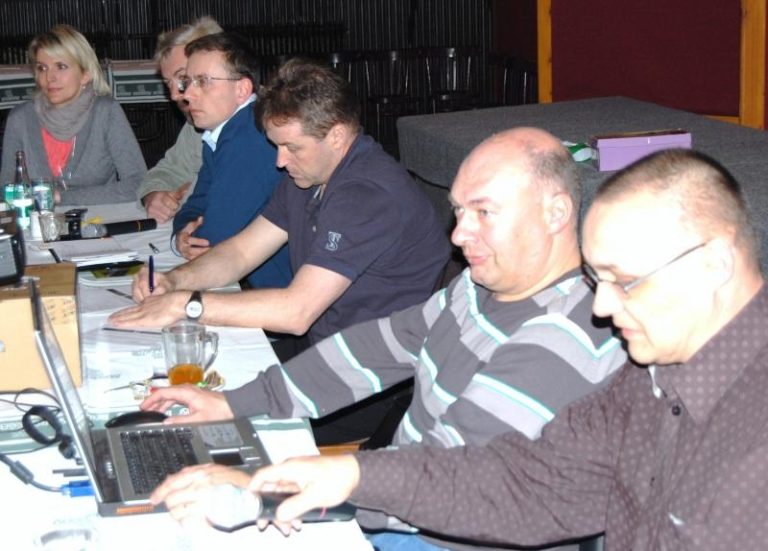 Občané předali petici kvůli psům