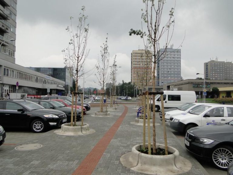 POZOR – výjimečné noční blokové čištění ulice 8. pěšího pluku