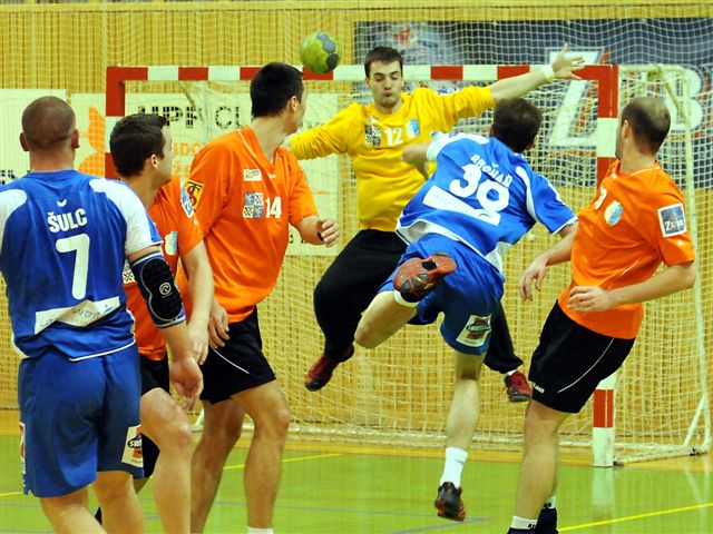 Čtvrté vítězství házenkářů v řadě