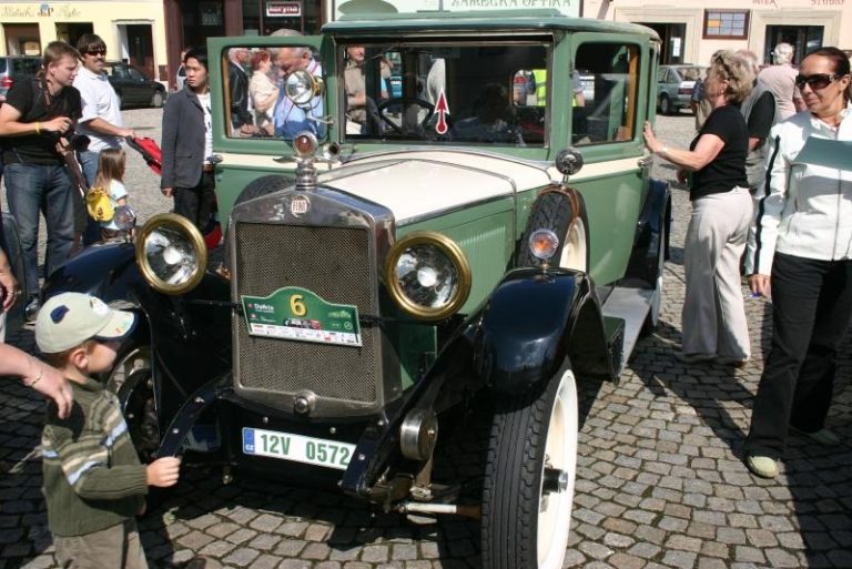 Veteráni oživí frýdecké náměstí