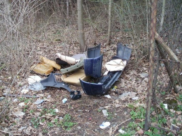 V měsíci dubnu zlikvidováno 4,51 t odpadu z černých skládek