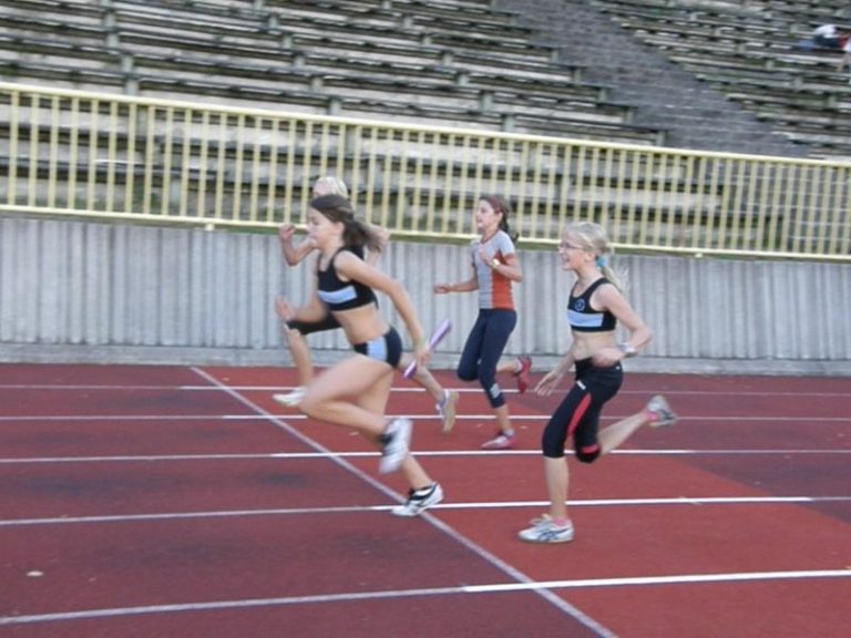 Mladé atletky Slezanu postupují