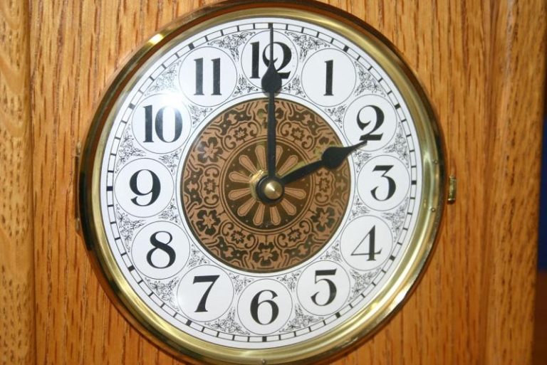 Změna času – o hodinu déle si pospíme