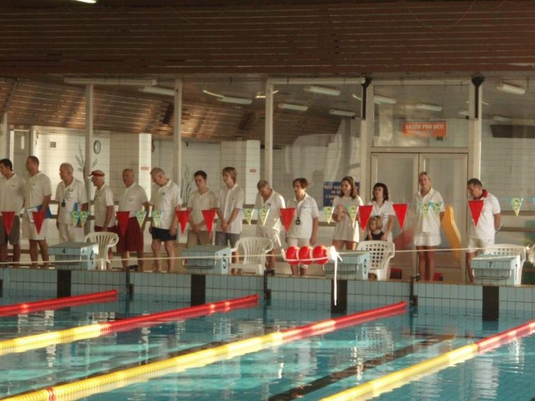 Závodní sportovní plavání – máme medaile