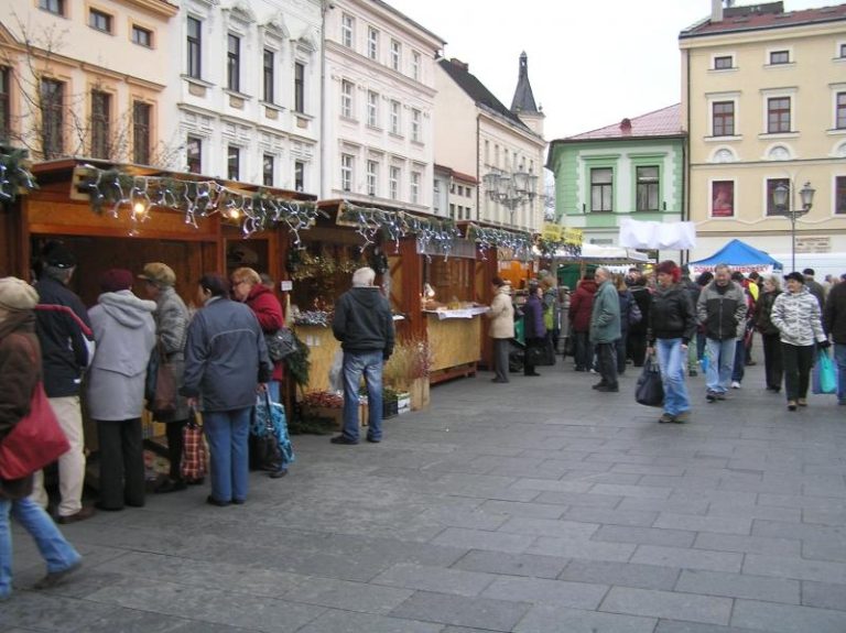 Vánoční trhy nabízí o víkendu zábavný program