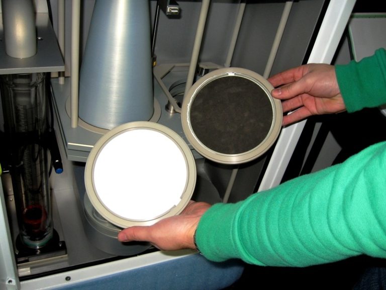 Mobilní stanice Zdravotního ústavu měří znečištění ovzduší ve Frýdku-Místku