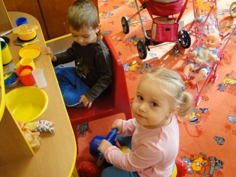 Provoz mateřských škol v době hlavních prázdnin 2012