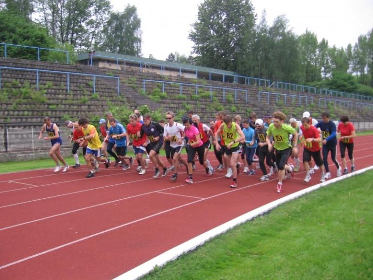 Rekordní Pětka na dráze