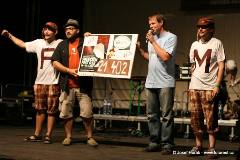 Benefiční Sweetsen fest už vynesl více než loni, charita stále pokračuje