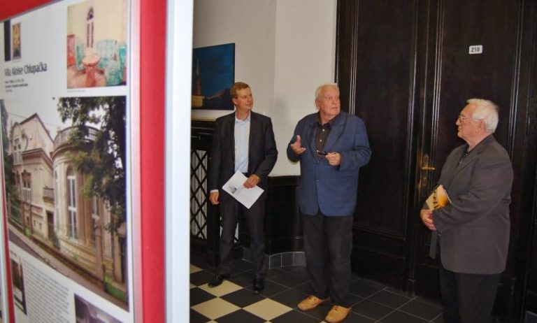 Magistrát hostí výstavu o slavných architektech