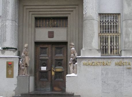 Magistrát bude na Silvestra pro veřejnost uzavřen