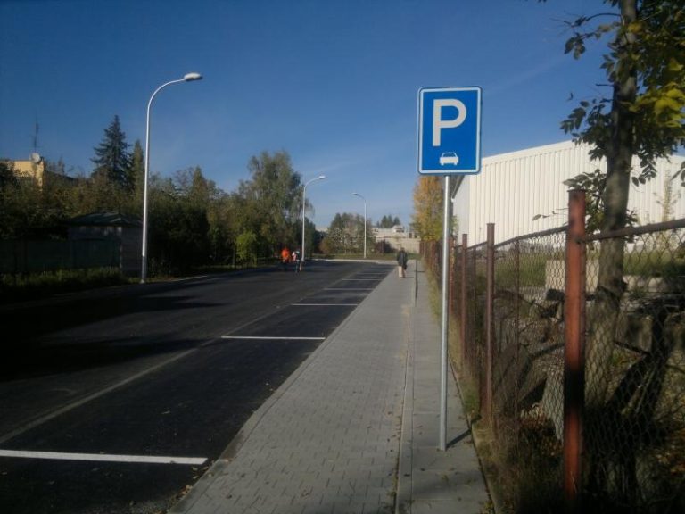 Propojovací komunikace El. Krásnohorské-Lubojackého – přeložka ČEZ