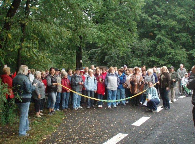 Senioři se v pátek vydají na pochod kolem Olešné