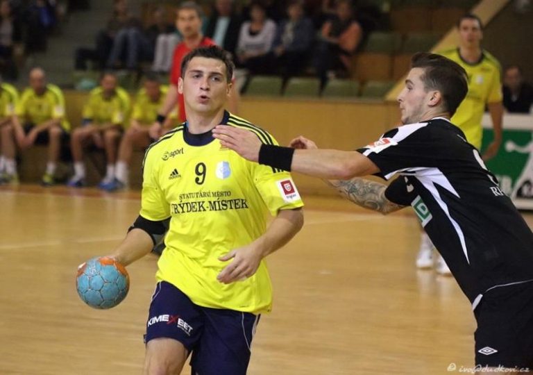 EXTRALIGOVÍ HÁZENKÁŘI PŘIVÍTAJÍ KOPŘIVNICI