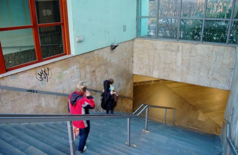 Křížový podchod zvelebí graffiti