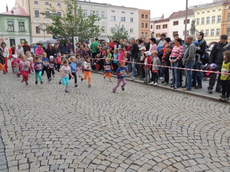 Rekordní Běh mezi náměstími