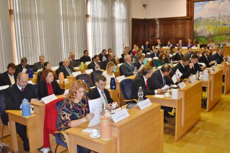 Noví zastupitelé zvolili nové vedení města