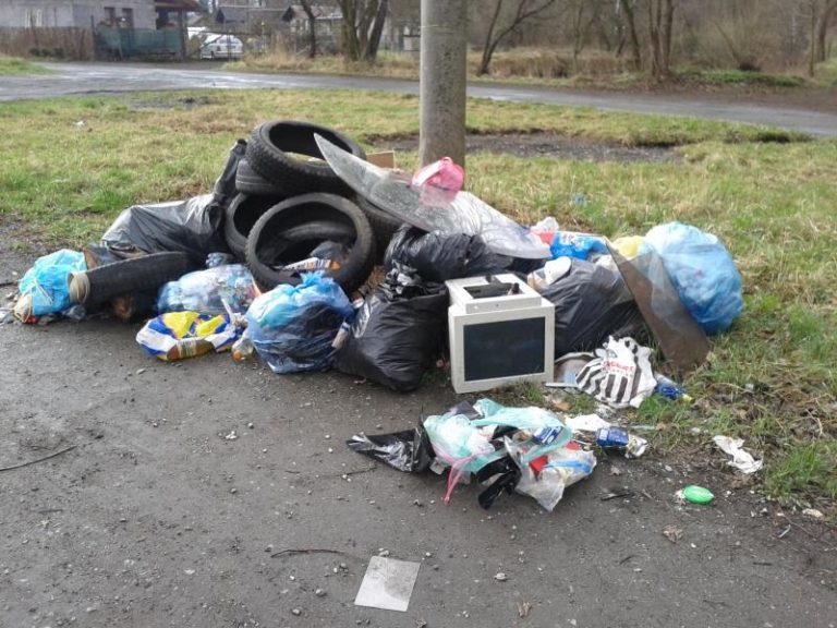 0,81 t odpadu zlikvidováno v měsíci prosinci 2014 z černých skládek