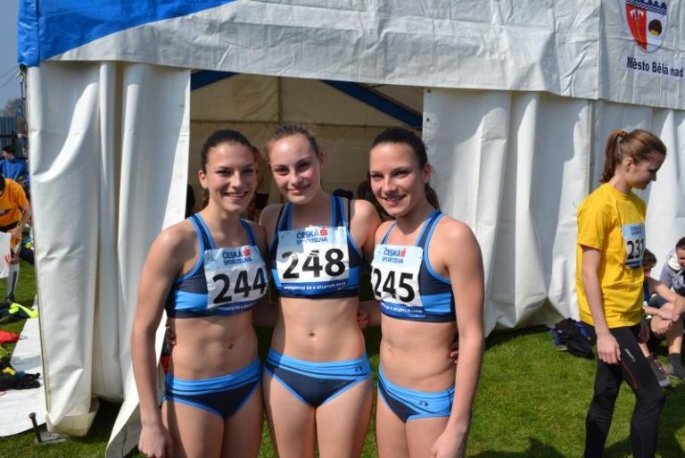 Juniorky letí reprezentovat do Španělska