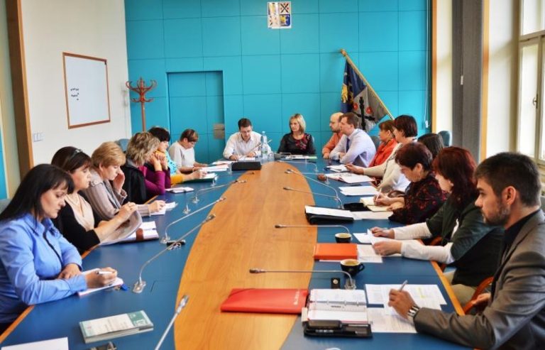 Úředníci se seznámili s novelou zákona o rozpočtových pravidlech