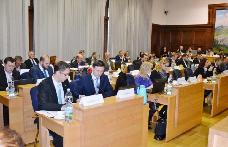 Maratonské zasedání zastupitelstva
