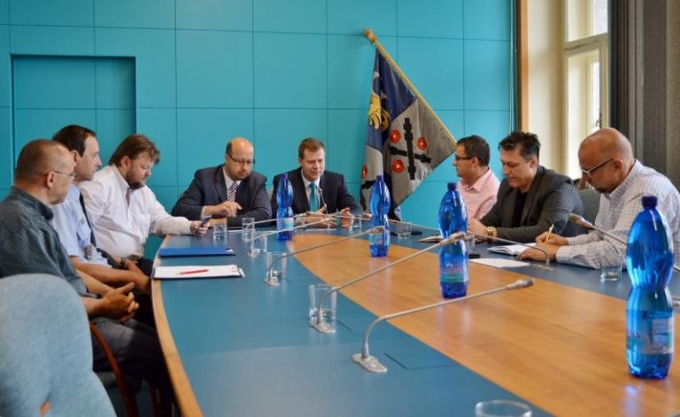 Radnice uvažuje o koupi radaru