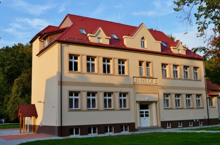Frýdek-Místek otevřel Domov se zvláštním režimem pro lidi bez přístřeší Přístav