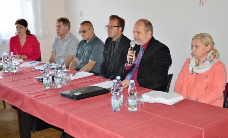 Skalici chybí obchod i pošta