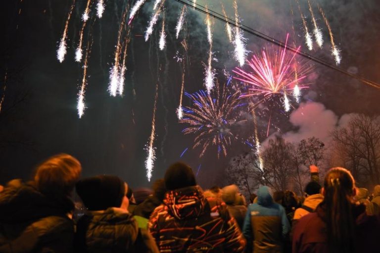Nový rok 2016 přivítal tradiční ohňostroj