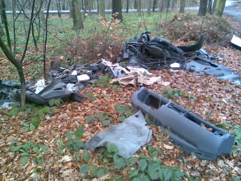 7,21 t odpadu zlikvidováno v měsíci prosinci 2015 z černých skládek