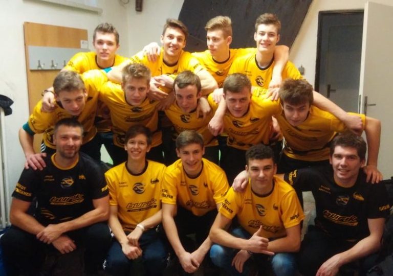 Juniorská volejbalová liga ve finiši