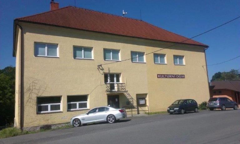 Skalice bude mít prodejnu smíšeného zboží a opravenou silnici