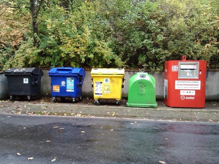 Nové kontejnery na sběr drobných elektrospotřebičů
