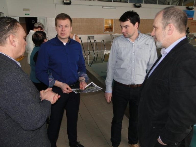 Město má zájem o bazén v centru