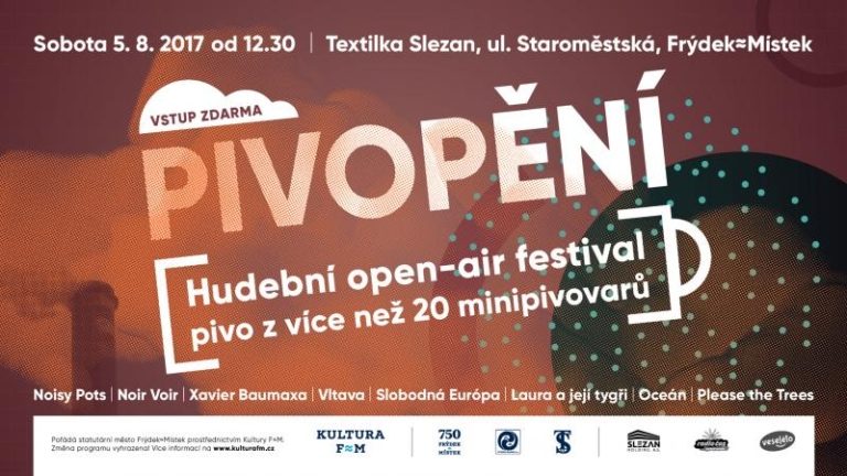 Pivopění v areálu textilky
