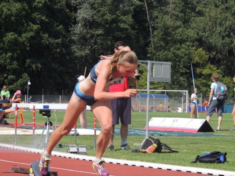 1.liga družstev žen v atletice