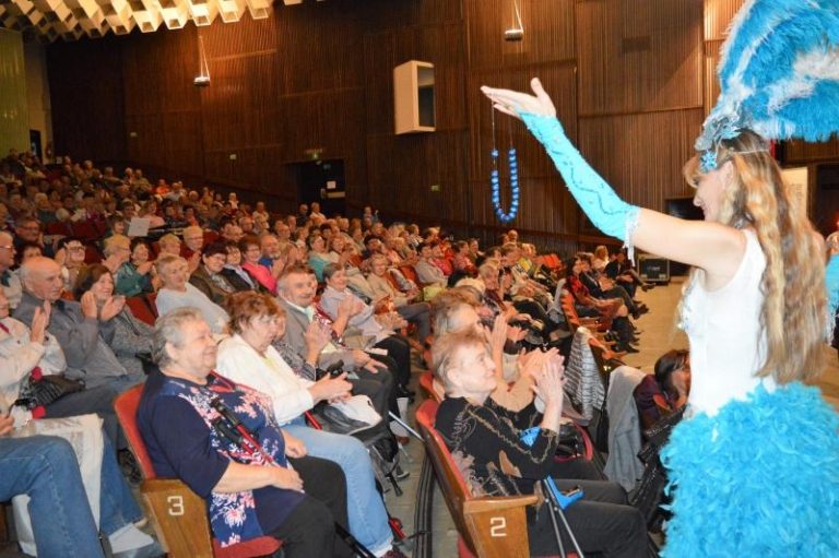 Dárek k Mezinárodnímu dni seniorů